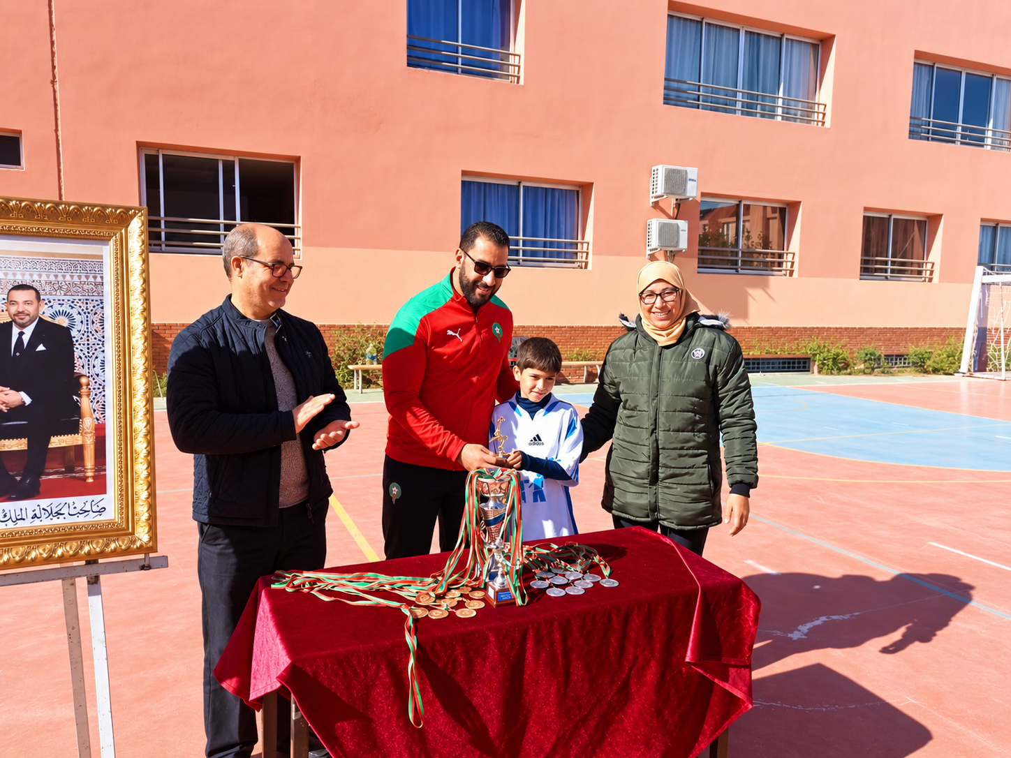 Remise de prix sportifs aux élèves